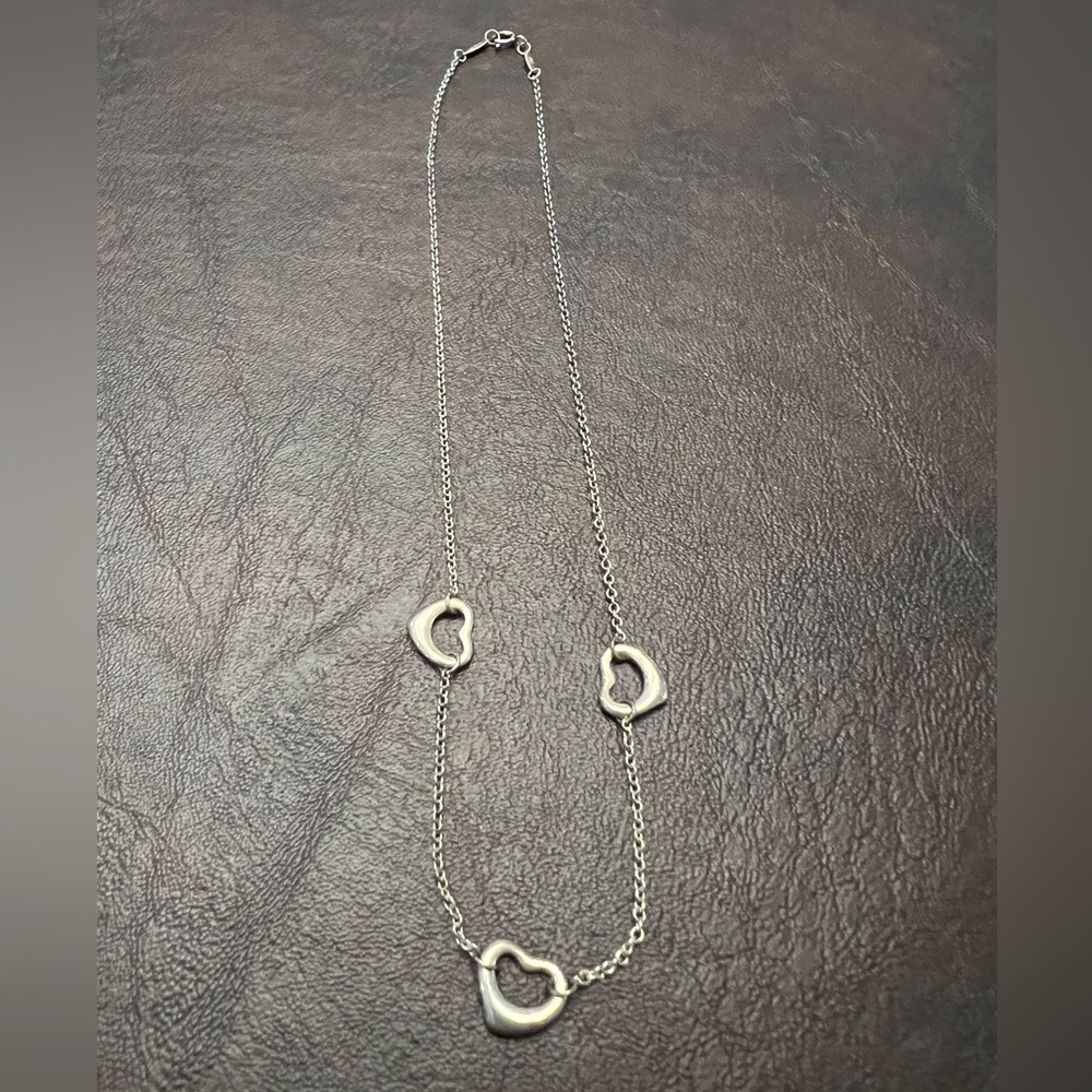 Tiffany & Co Authentic necklace with 3 small hearts